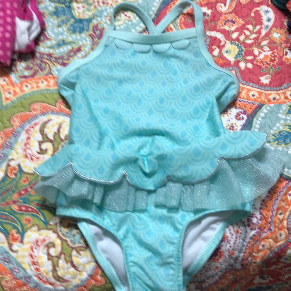 Girls 4t One Piece